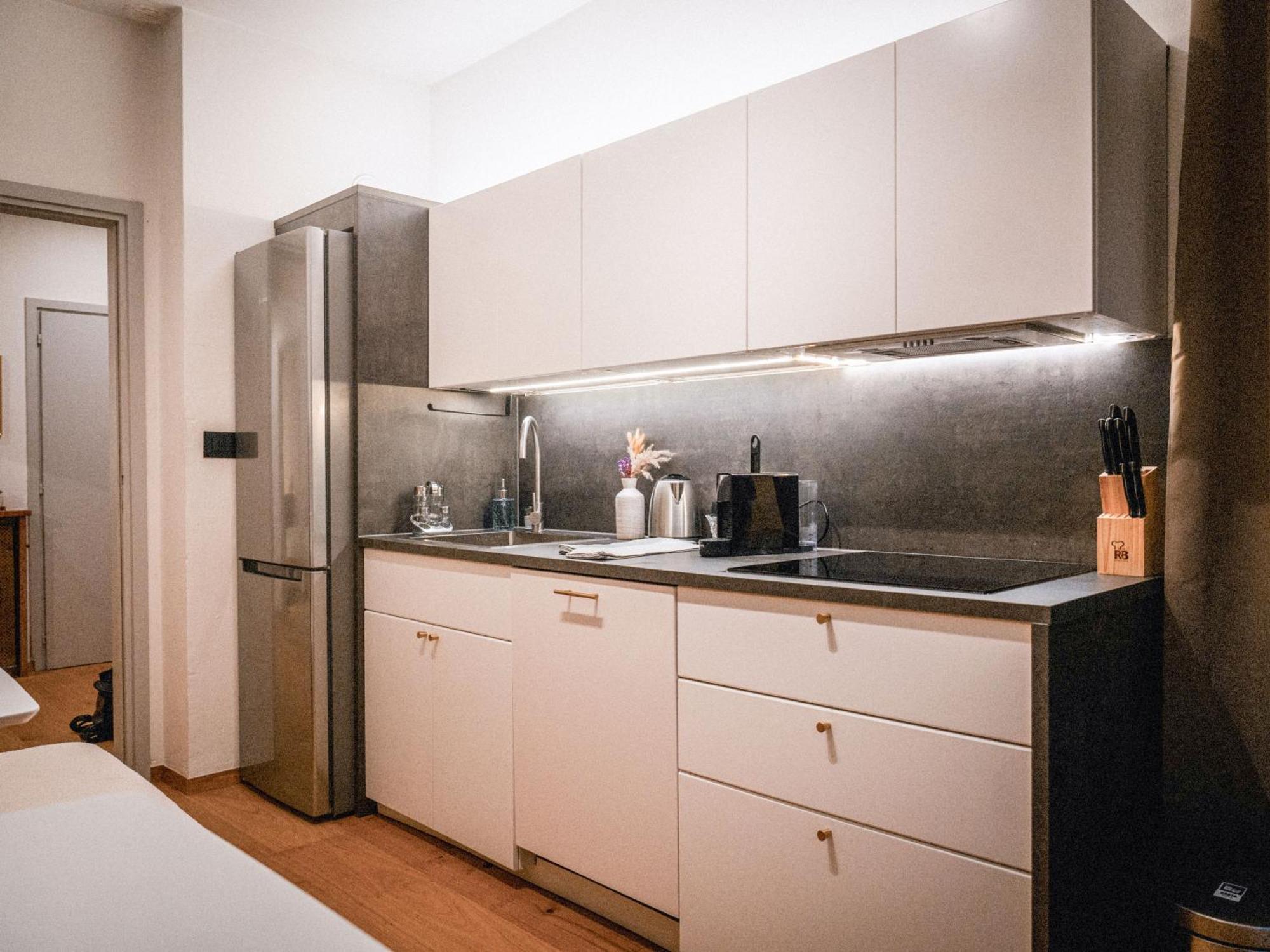 Bergblick Apartment In Zentrumsnaehe Mit Garage Merano Exterior photo